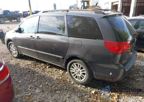 2010 Toyota Sienna Limited из США, поврежденный, VIN 5TDDK4CC7AS029938